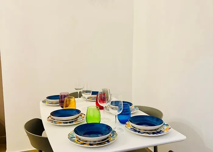 Luminosa House Station *